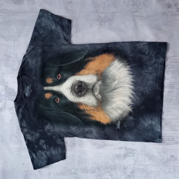 Vintage Other - Bernese Mountain Dog The Mountain 2013 Tie Dye T-Shirt UNISEX